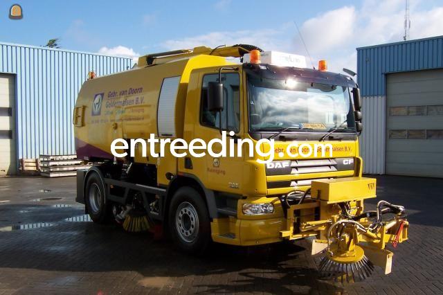 Veeg-zuig+onkruidborstel 2x