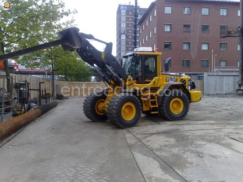 Volvo L90F + LMB