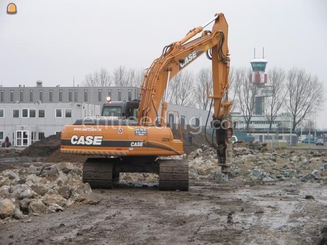 Case CX210