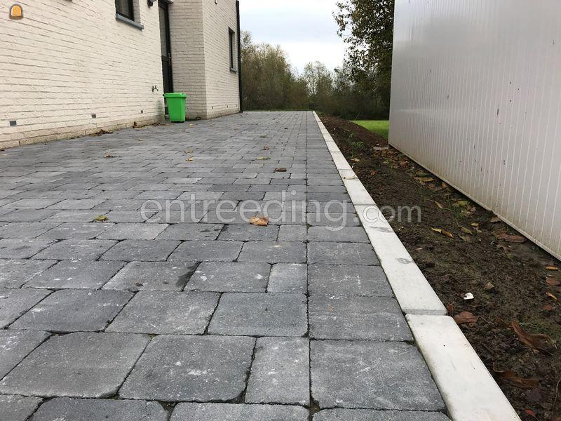 Aanleggen oprittenen en terrassen