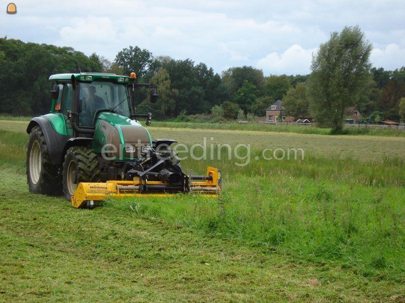 Valtra + klepelmaaier