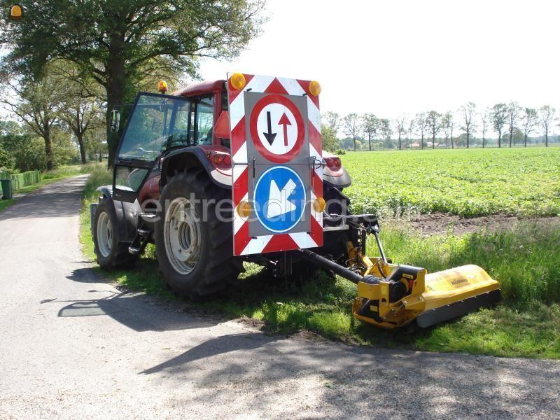 Valtra + klepelmaaier