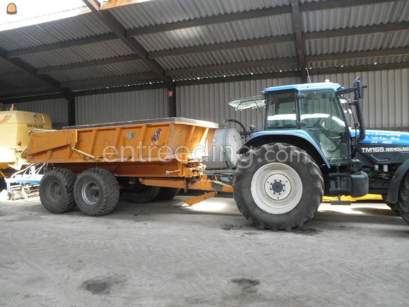 New Holland TM 130+ veenhuis grondkipper