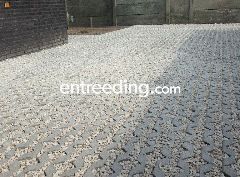 Wegenwerken, verhardingswerken zowel particulier als overheid en industrie