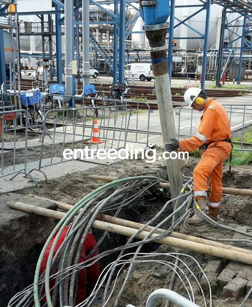 Grondzuigtechniek, opzuigen gronden, droge stoffen, dik slib