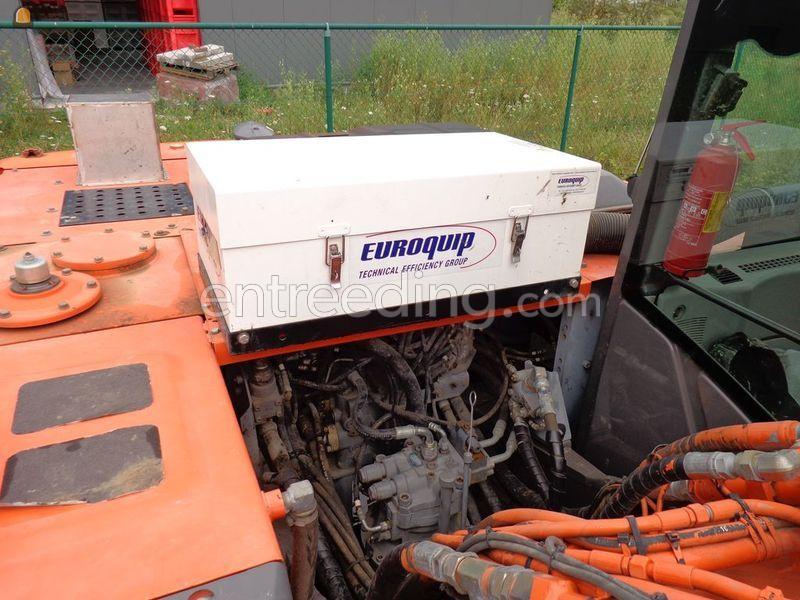 Hitachi zx210lc