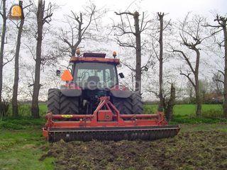Case IH JX100U  + Cellifr... Omgeving Goes
