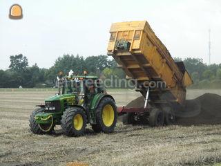 John Deere 6930 + vgm kip... Omgeving Goes