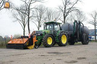 John Deere 6930 + waterwa... Omgeving Goes