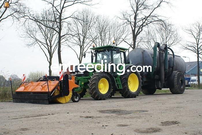 John Deere 6930 + waterwagen