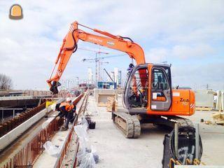 Hitachi ZX 70 LC Omgeving De IJsselsteden
