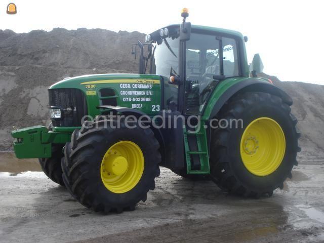 John Deere 7530
