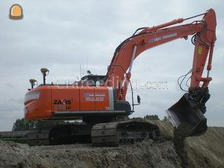 Hitachi ZX 250 Omgeving Breda