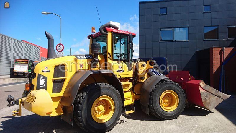 Volvo L90G
