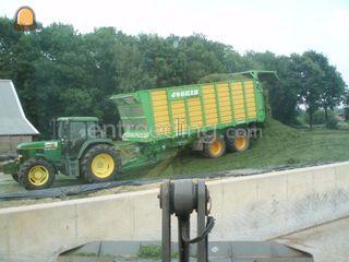 John Deere met Joskin sil... Omgeving Land van Cuijk