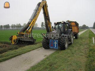 Valtra 171 met herder maa... Omgeving Vianen
