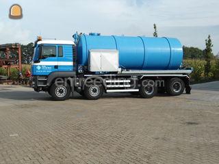 MAN 8x4 tankwagen Omgeving Harderwijk