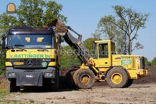Van Rattingen Grondverzet B.V. uit Oostrum lb