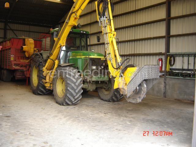 John Deere 7810 met Hemos Stobbenfrees