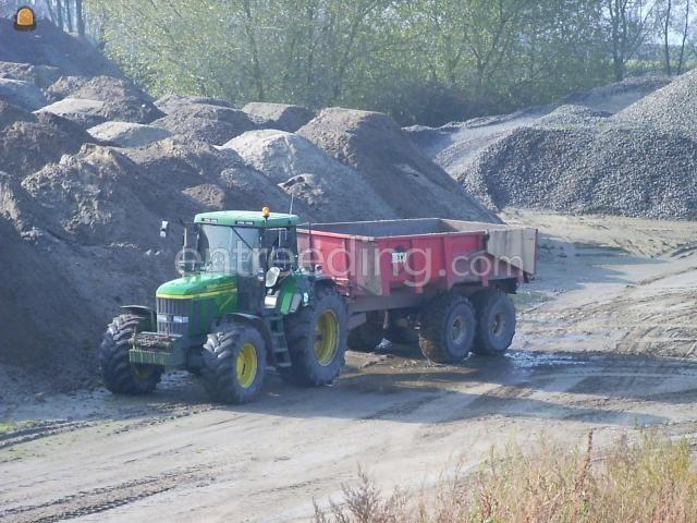 John Deere + Beco 140