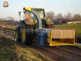 JD met takkensnipperaar Omgeving Weesp