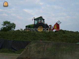 JD 6620 met Bos grasvork  Omgeving Weesp