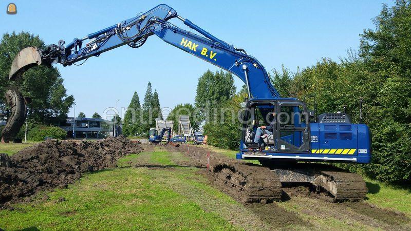 Komatsu PC 240-10 3D GPS NTRIP Topcon