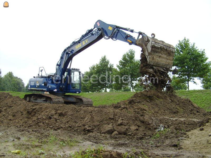 Komatsu PC 240-8