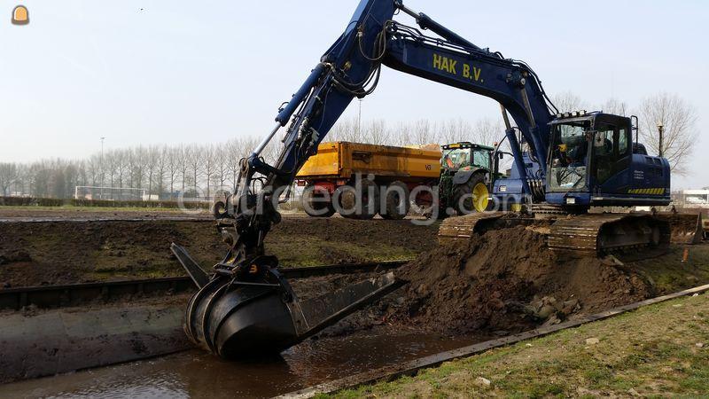 Komatsu PC 240-10 3D GPS NTRIP Topcon