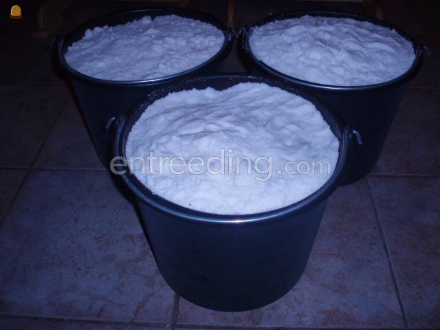 Levering van strooi zout 