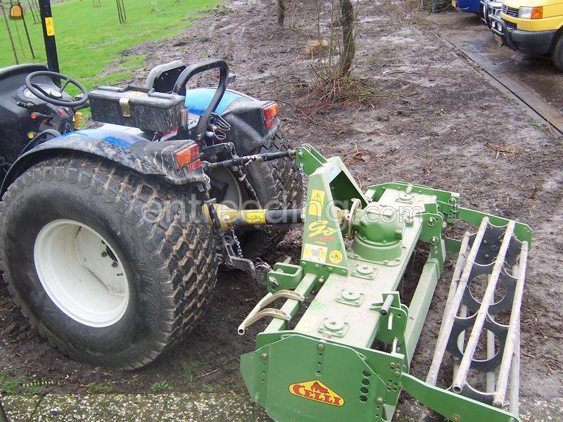 2x Newholland TCE-50/3040