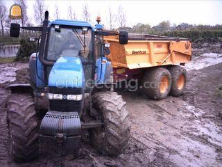 New Holland 8560 + Veenhu... Omgeving Tiel