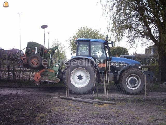 NH 8560 + Amazone Zaaicombinatie