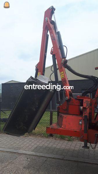 Klepelmaaier aan arm