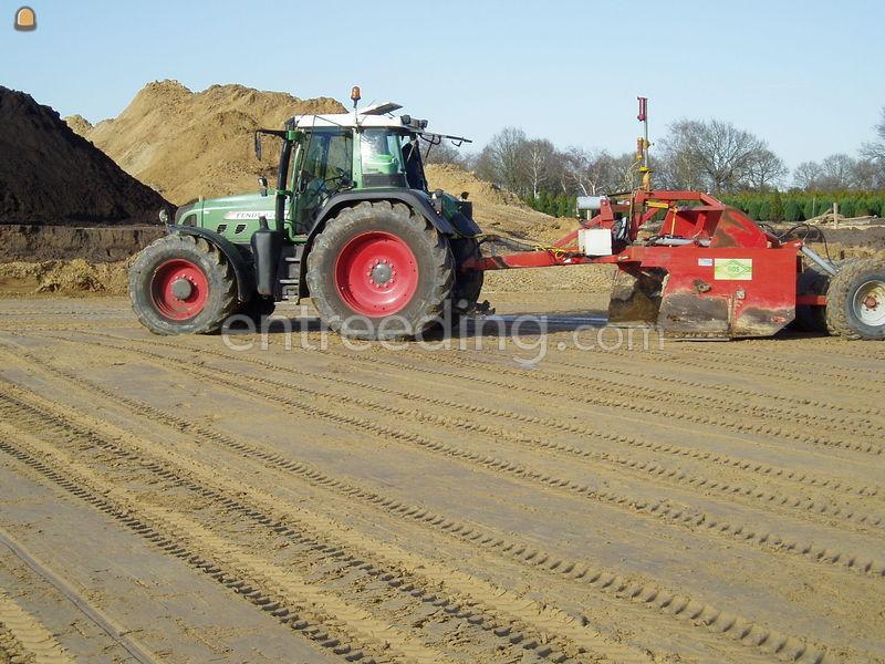 Tractor + kilverbord GPS gestuurd