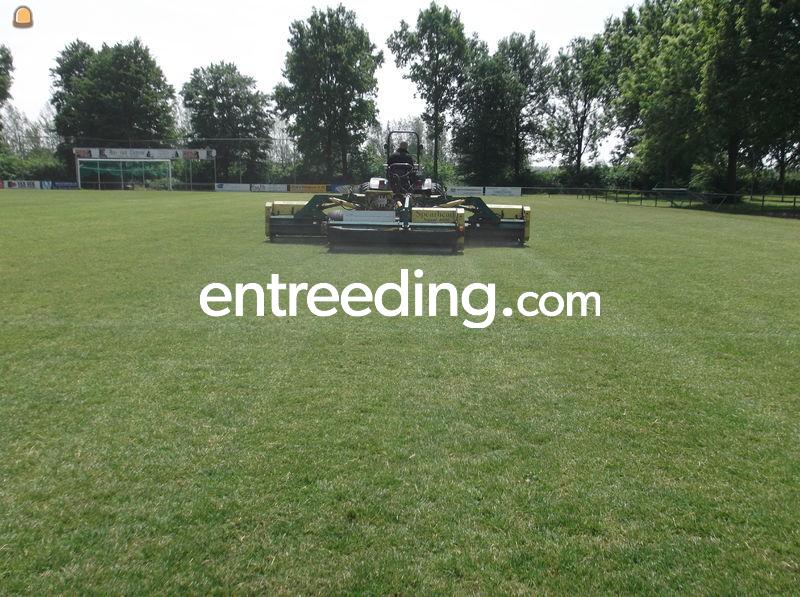 Spearhead sportveldenmaaier