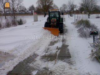 sneeuwschuiven met trekke... Omgeving Schagen