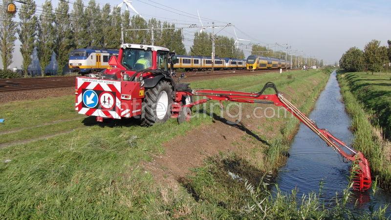 John Deere 6830 + Hogedruk Herderinstallatie