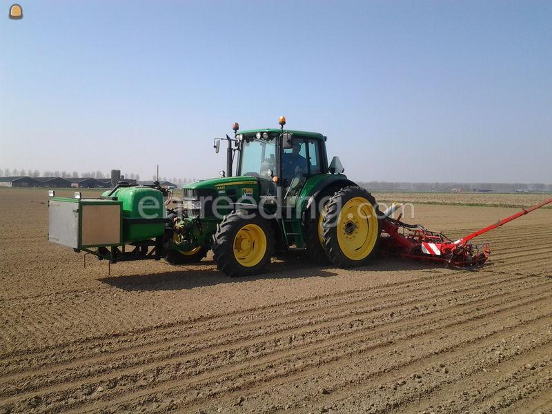 3 X John Deere met Cichoreizaaier