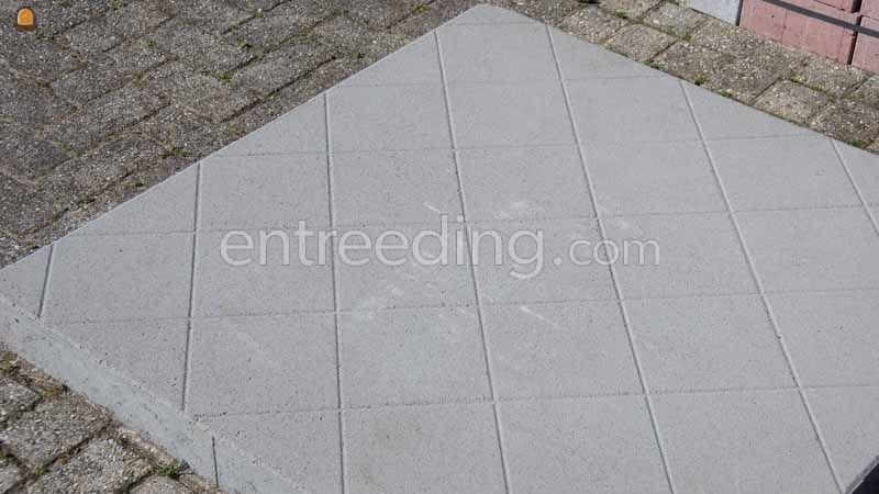 Betontegel 110 x 110cm | betonplaat compact