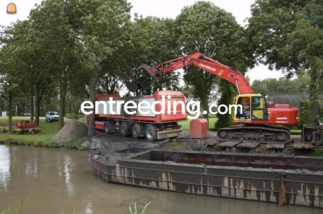 Hitachi met baggerknijper