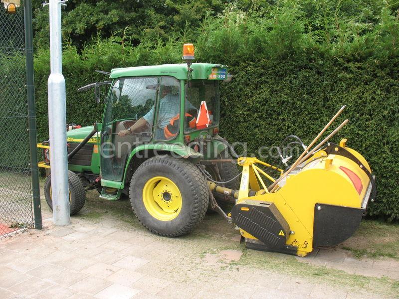 John Deere 4410+ Omarv Tel 120