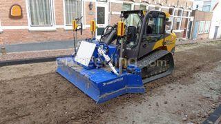Volvo MCT125C + tonrondin... Omgeving Middelburg