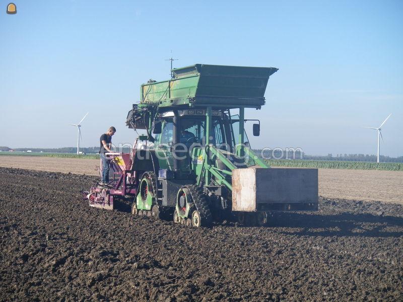 3 X Nettenplanters 1,80 met rupsen