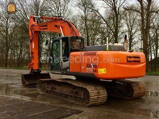 Hitachi ZX250LC-3 evt. me... Omgeving Middenmeer