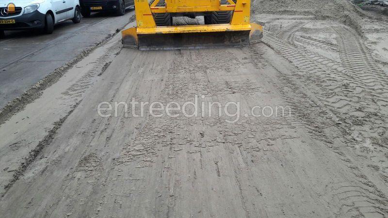 Blademaster met L30 of L70 evt. in combinatie met 3D GPS