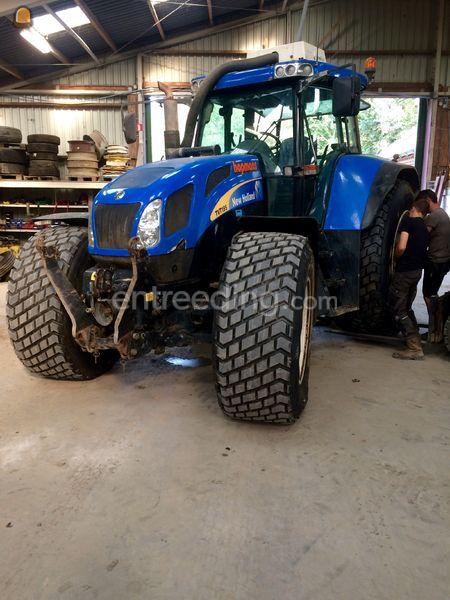 New Holland TVT 195 (215pk)