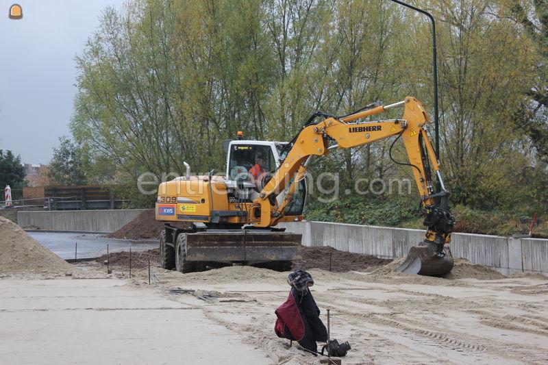 Liebherr 309