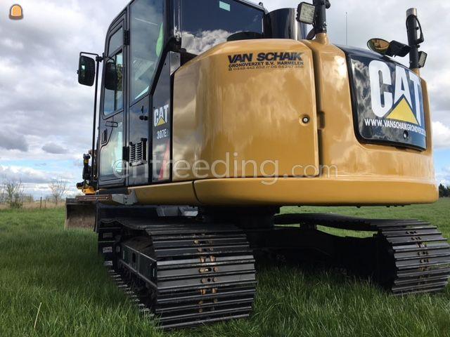 Cat 307E met DKS en GPS