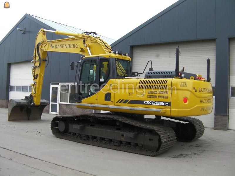 Doosan DX 255 lc met GPS